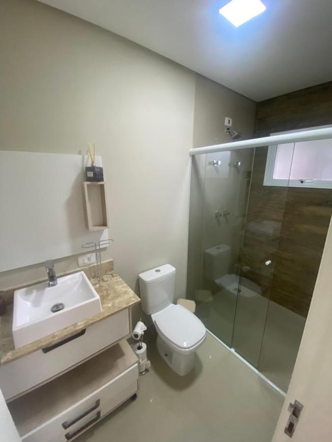 Hostyn Casa Manancial -4 Suites E Natureza Proxima Ao Capivari Кампус-ду-Жордау Экстерьер фото